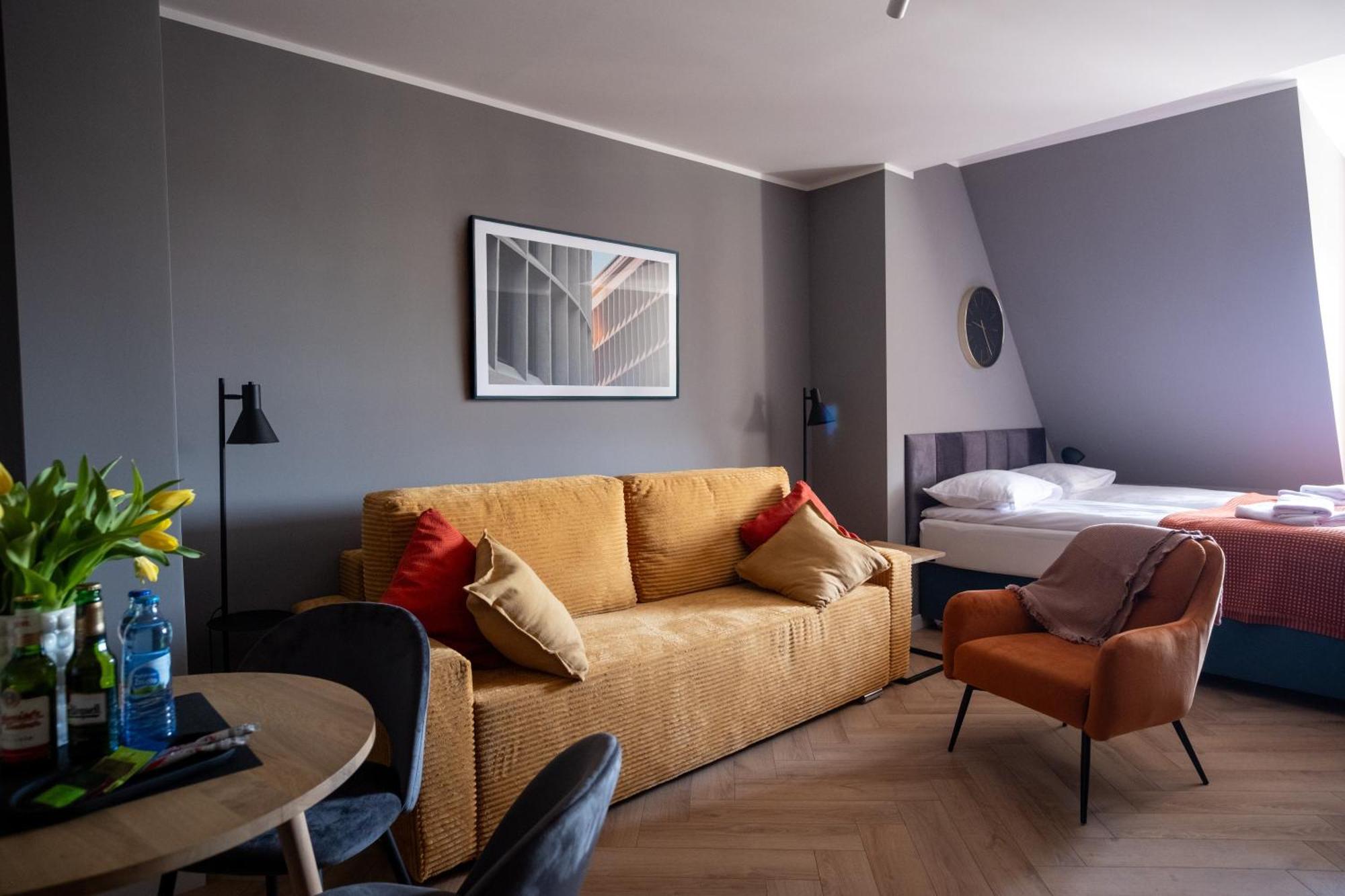 Apartamenty Drevny Kocur ポズナン エクステリア 写真